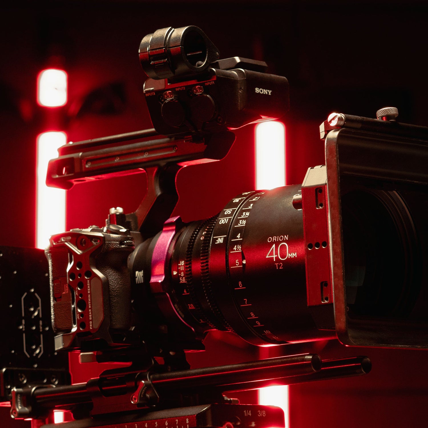 Camera Cage for Sony FX3/FX30 V2 Lightweight Kit feature