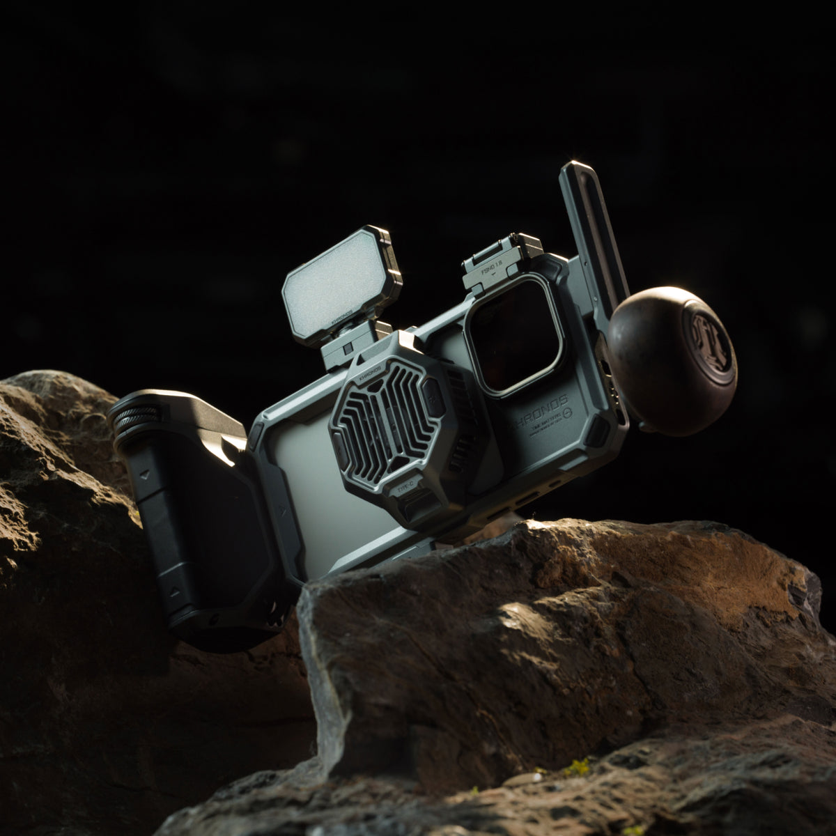 Khronos Focus PD Handle for iPhone
