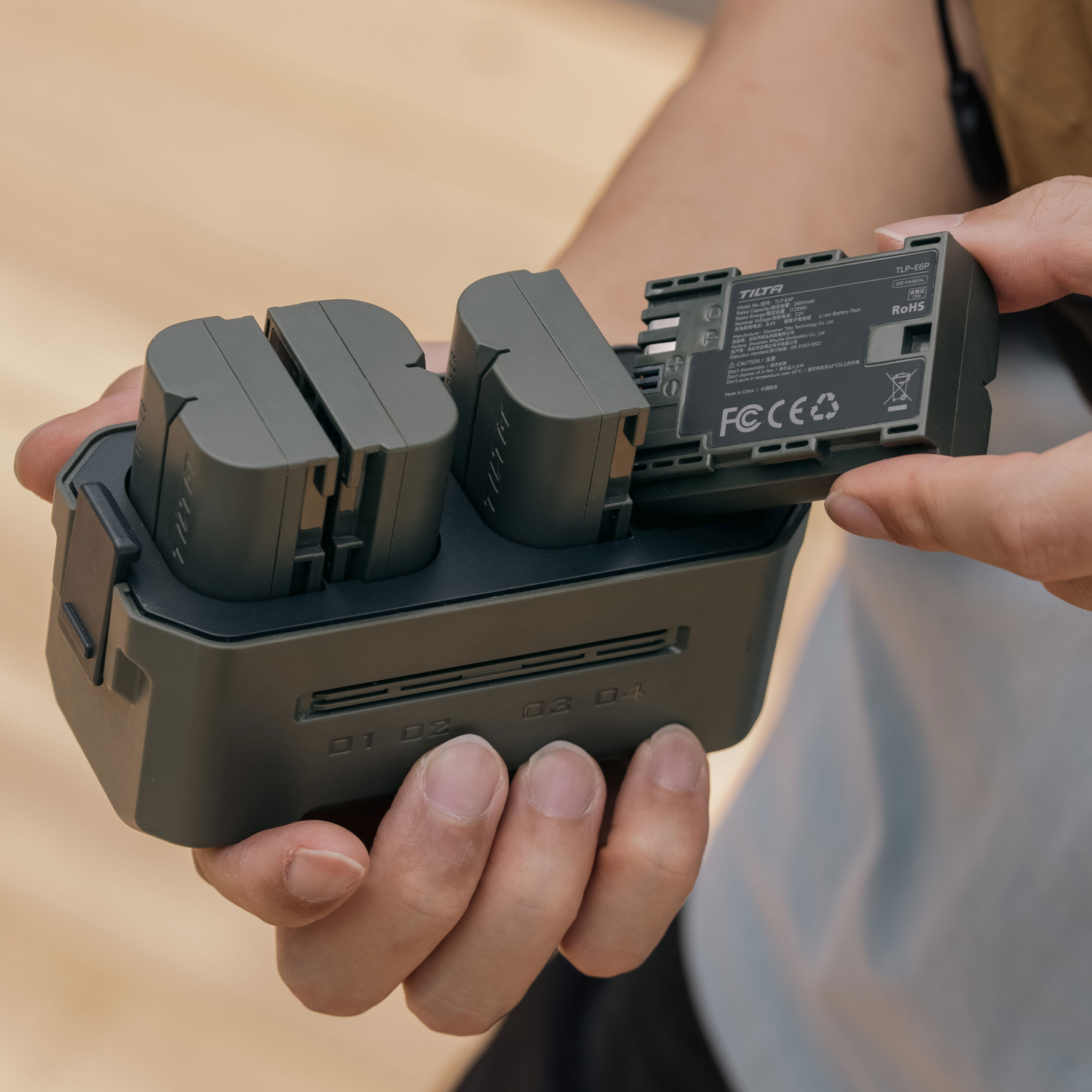 Batterie Tilta LP-E6P avec entrée USB-C (2400 mAh) pour appareils photo Canon
