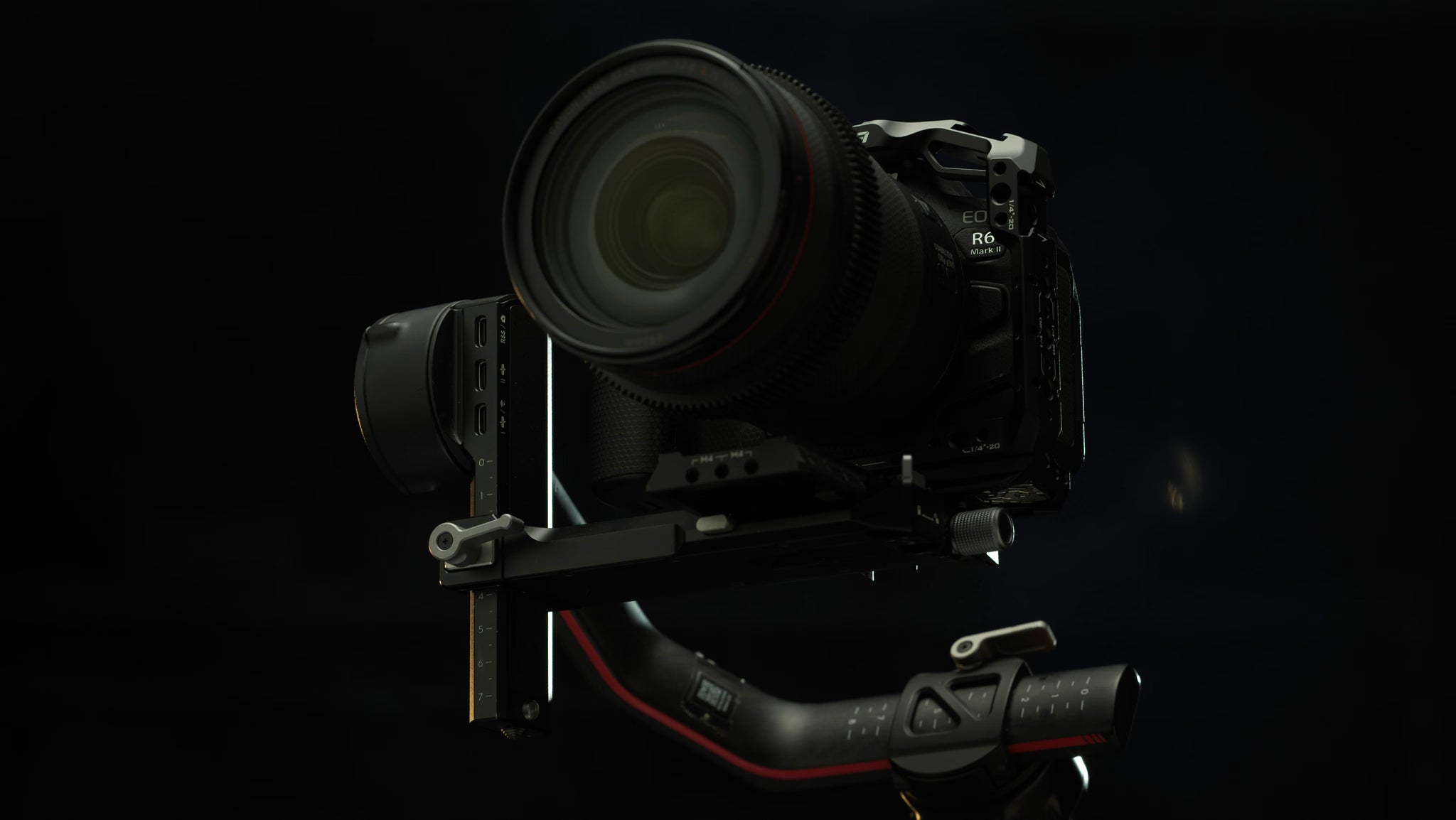 #color_black #color_titanium gray