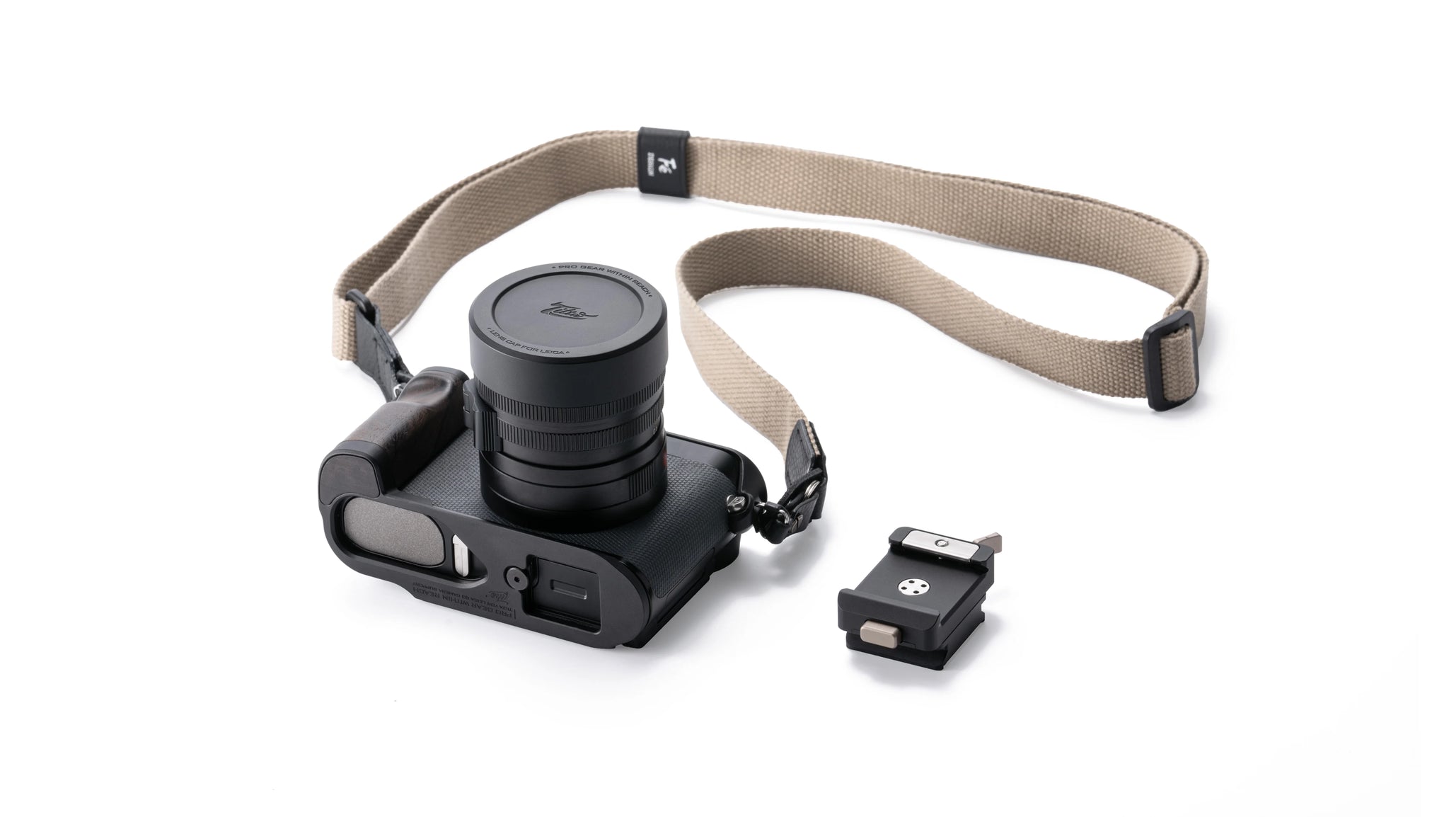 Vintage Camera Cage for Leica Q3 Travel Kit - Black