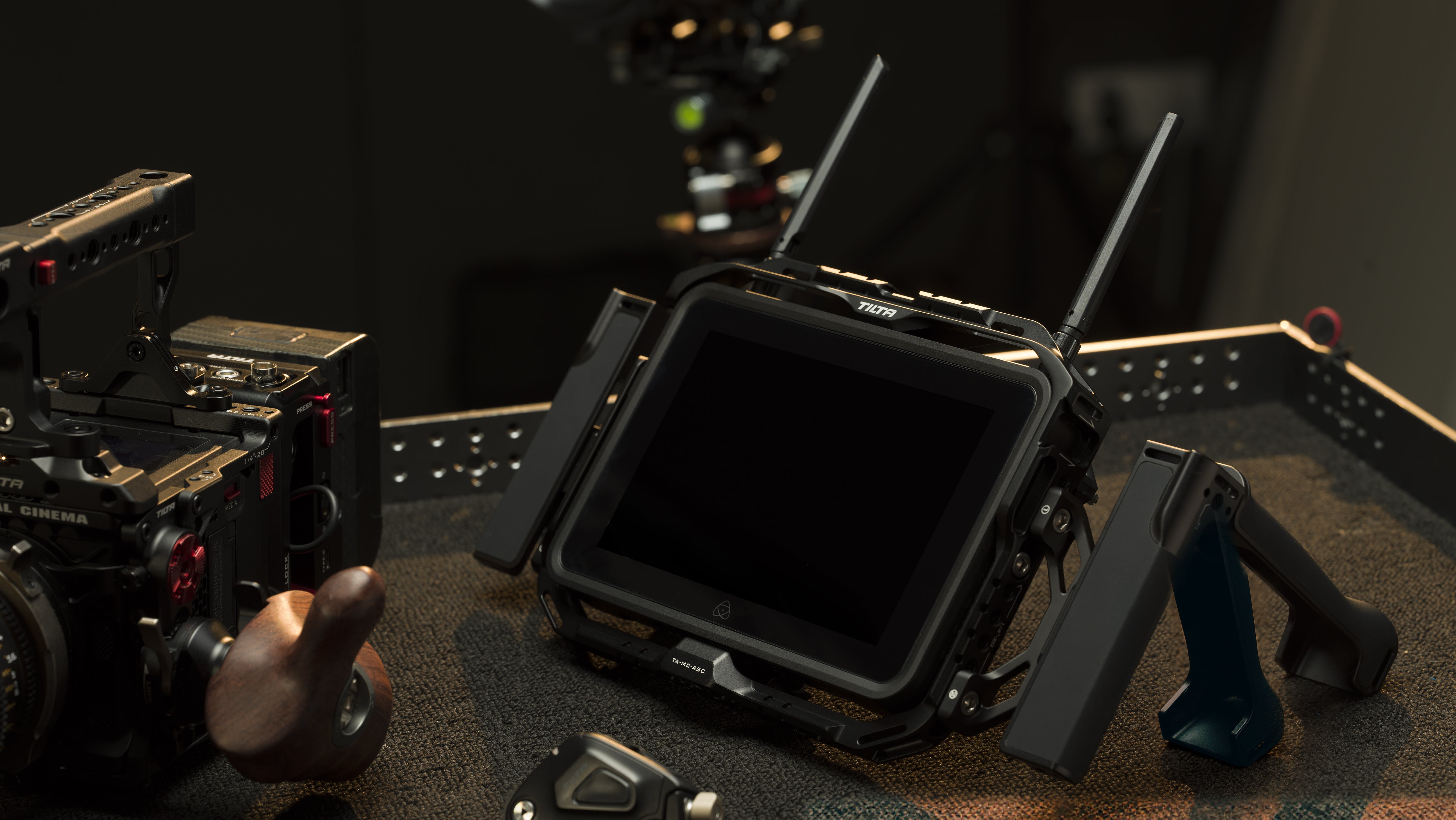 Jaula para monitor Atomos Shogun Connect portátil – Negro