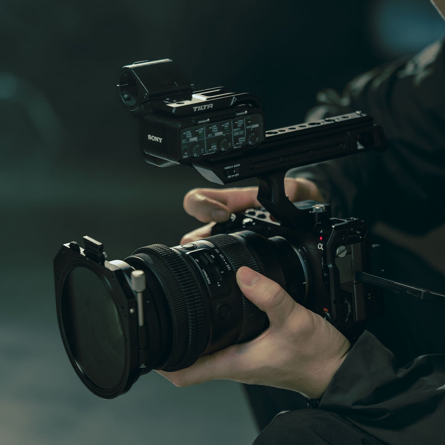 Camera Cage for Sony FX3/FX30 V2 Lightweight Kit feature