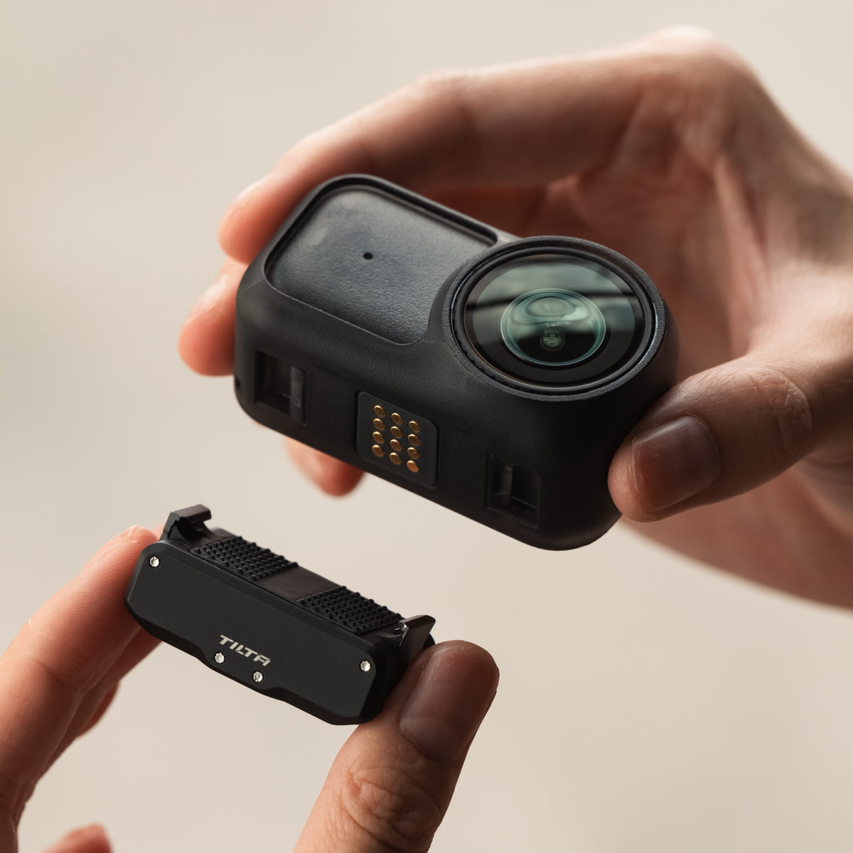 Jaula para cámara DJI Osmo Action 6 Base Kit