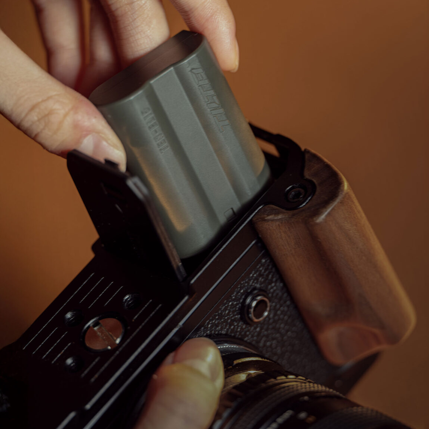 Batería Tilta EN-EL15C con entrada USB-C (2400mAh) para cámaras Nikon – Verde