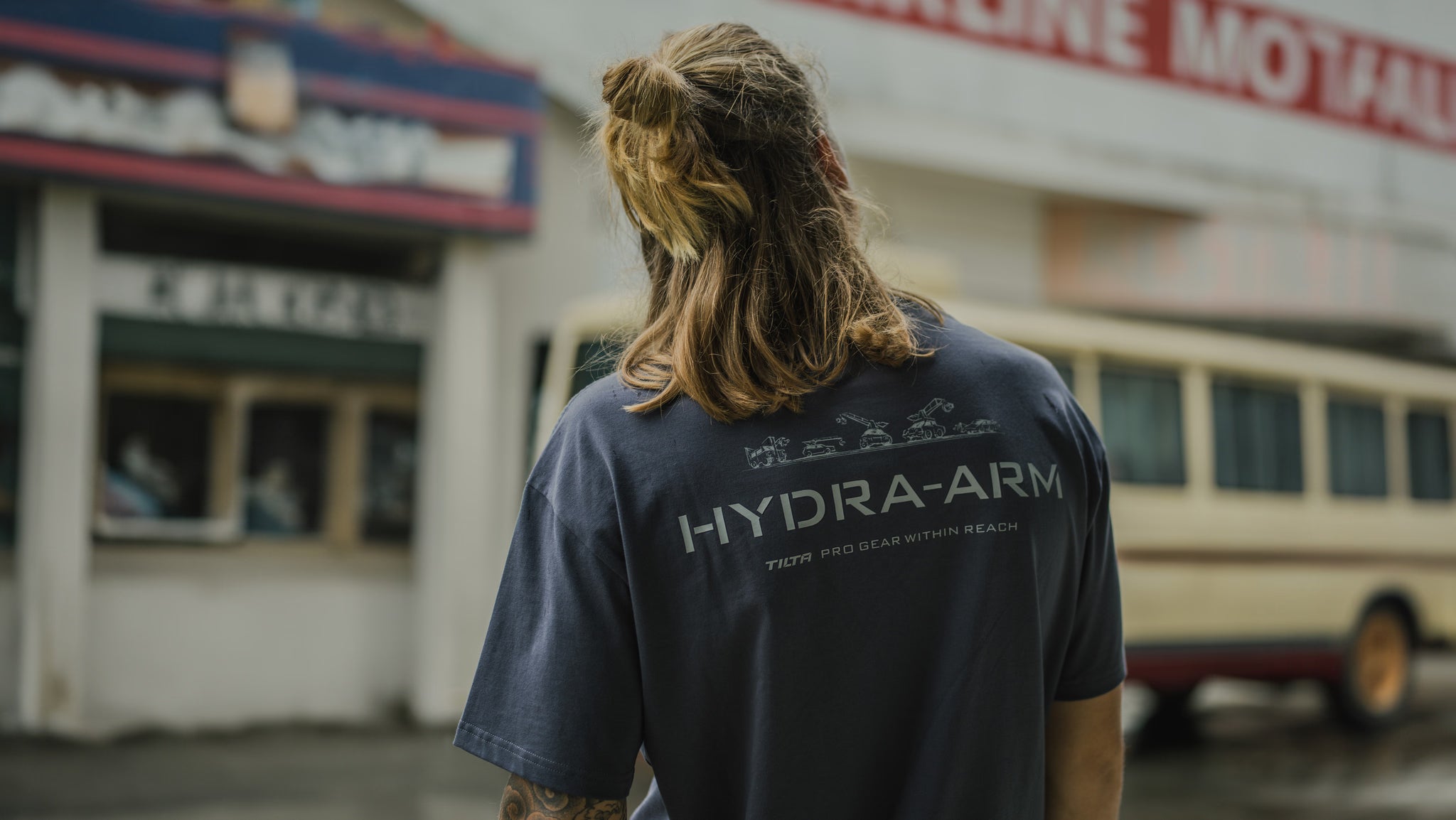 T-Shirt Hydra Arm Sketch – Dunkelgrau